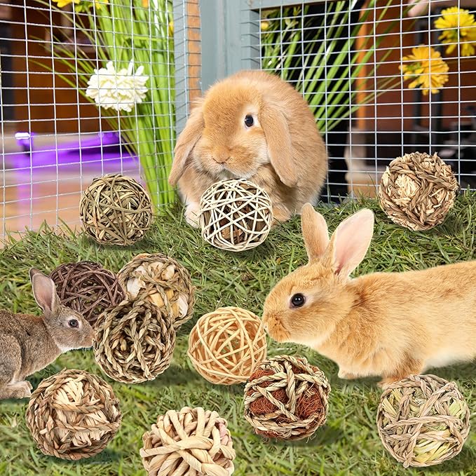 Bunny Chew Grass Balls, Rolling Chew Toys for Small Animals, Improving Dental Health, Natural Chew Grass Toys for Rabbits, Guinea Pigs, Chinchillas, Hamsters, Mice (16 Pcs)