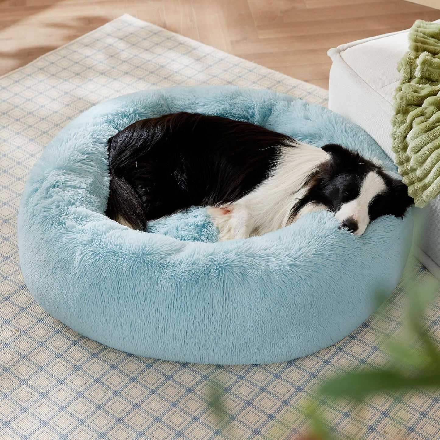 Bedsure Calming Dog Bed for Large Dogs - Donut Washable Large Pet Bed, 36 inches Anti-Slip Round Fluffy Plush Faux Fur Dog Bed, Fits up to 80 lbs Pets, Aqua Blue