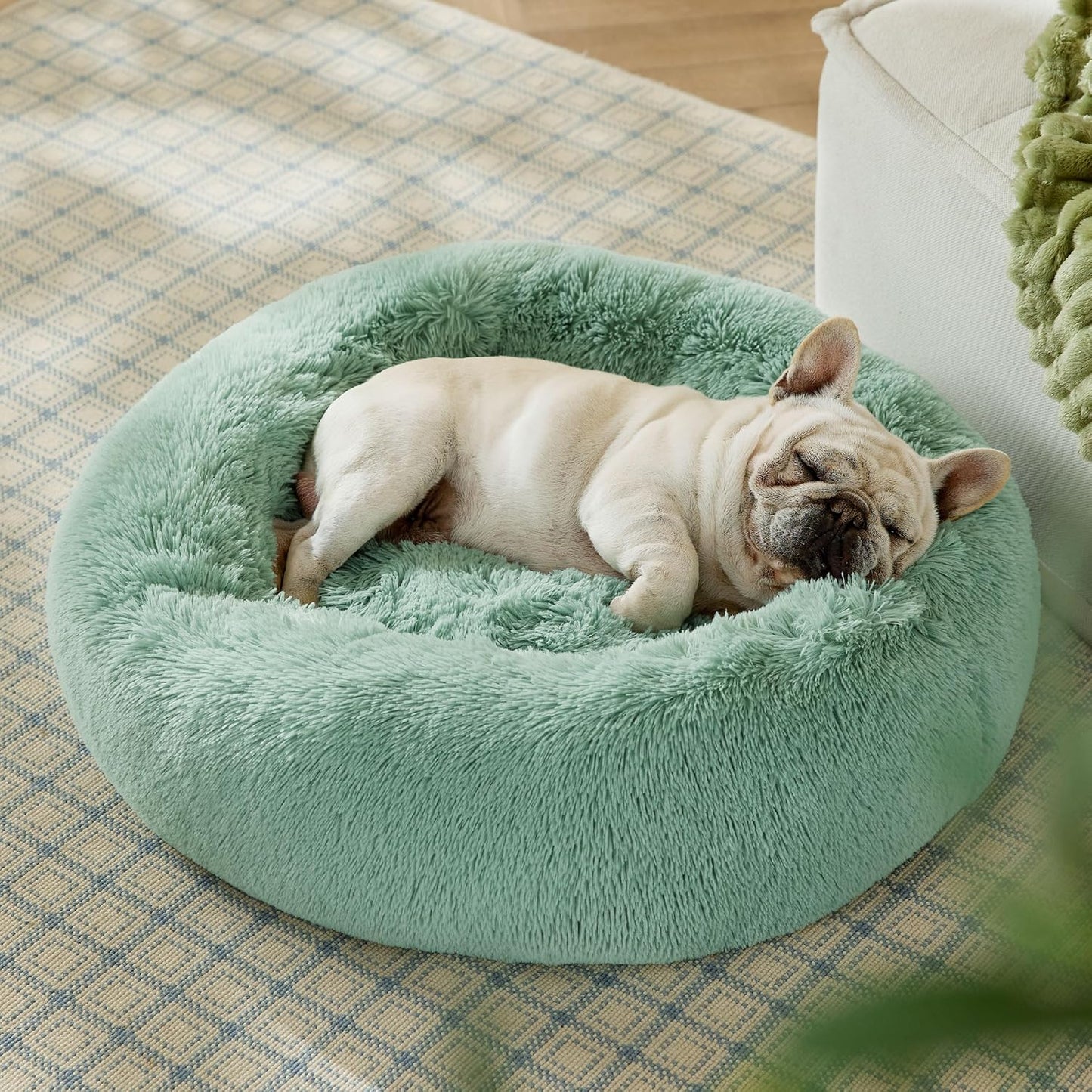 Bedsure Calming Dog Bed for Medium Dogs - Donut Washable Medium Pet Bed, 30 inches Anti-Slip Round Fluffy Plush Faux Fur Cat Bed, Fits up to 45 lbs Pets, Apple Green