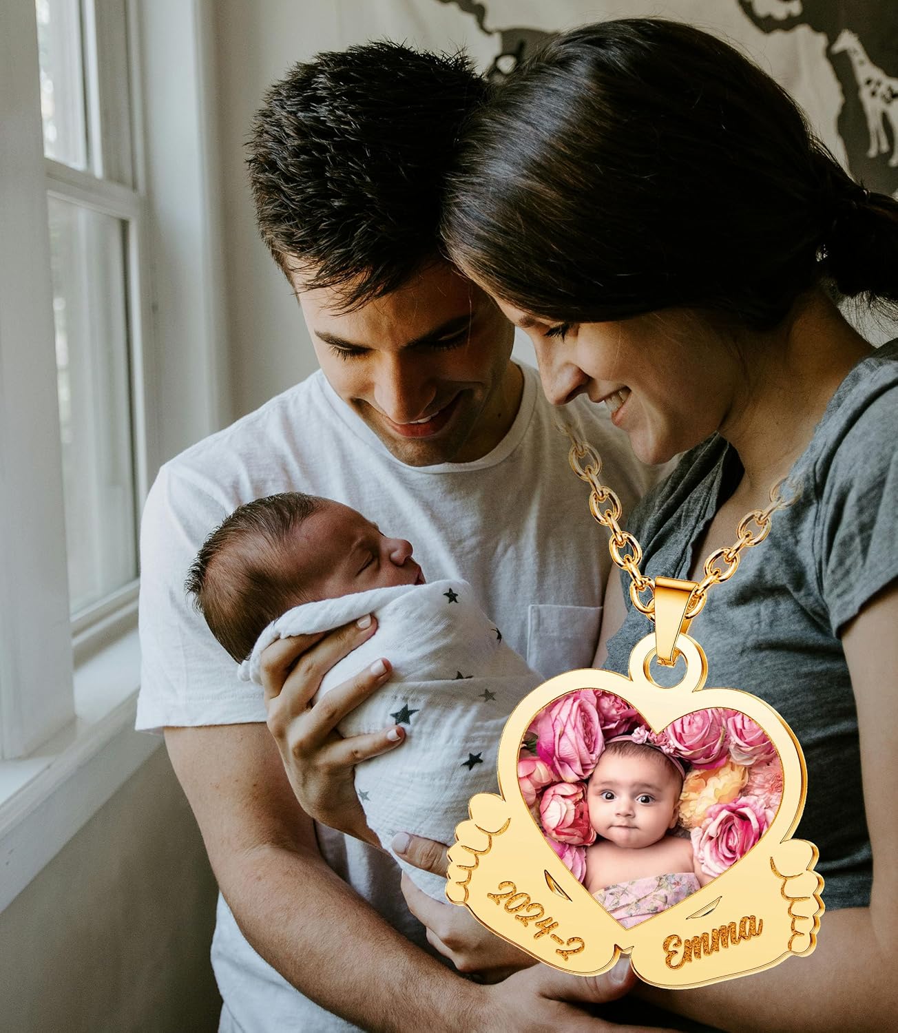 CharmSStory Personalized Photo Necklaces Custom Engraved Name Necklace Memory Keepsake Picture Necklace Pendant Customized Gifts for Women Men